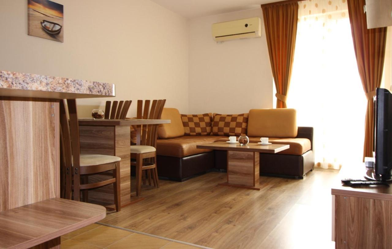 Allia Apartments Ravda Exterior photo